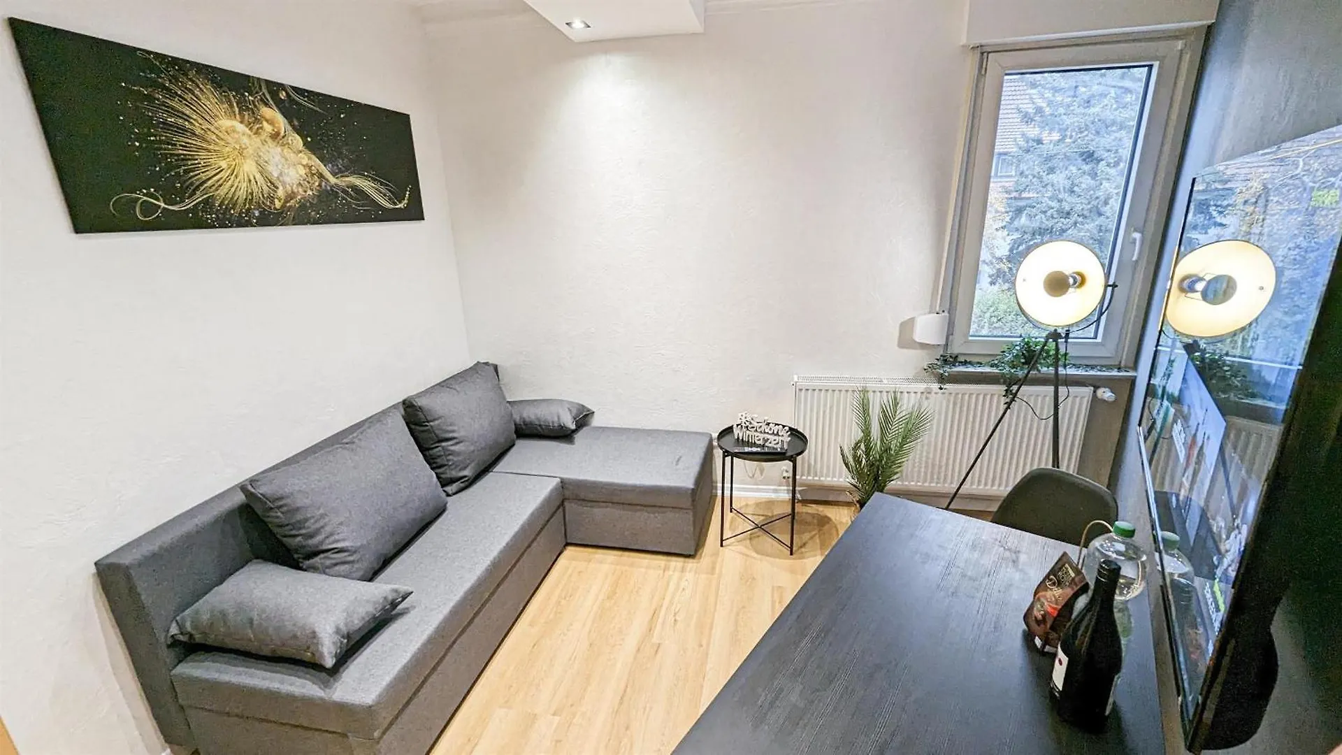 Alfa 4 Zimmer Apartment 8 Personen Tv Wifi Wm I 4Br 7Beds I 8 People I Kitchen L Bathroom Stuttgart Germany
