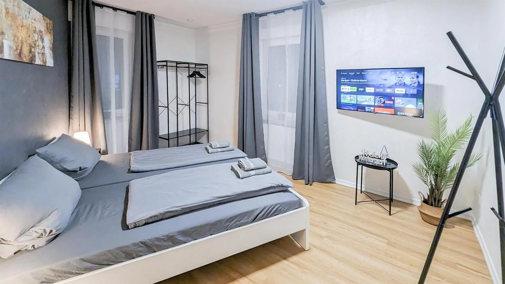 Alfa 4 Zimmer Apartment 8 Personen Tv Wifi Wm I 4Br 7Beds I 8 People I Kitchen L Bathroom Stuttgart Duitsland