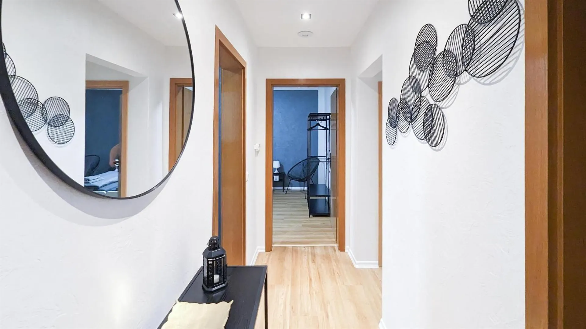 Alfa 4 Zimmer Apartment 8 Personen Tv Wifi Wm I 4Br 7Beds I 8 People I Kitchen L Bathroom Stuttgart