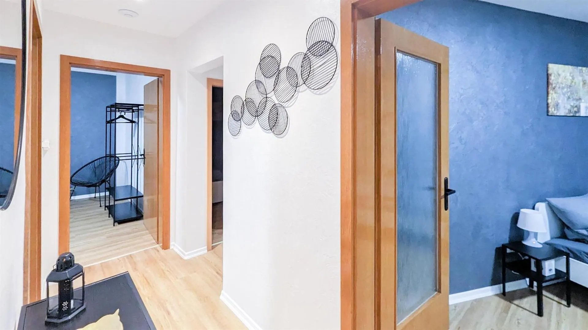 Alfa 4 Zimmer Apartment 8 Personen Tv Wifi Wm I 4Br 7Beds I 8 People I Kitchen L Bathroom Stuttgart